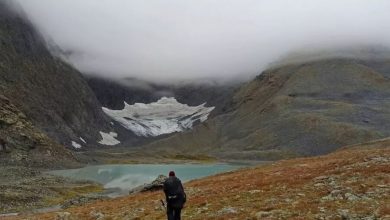 Фото - Крупнейший на Урале ледник сильно растаял из-за теплого лета