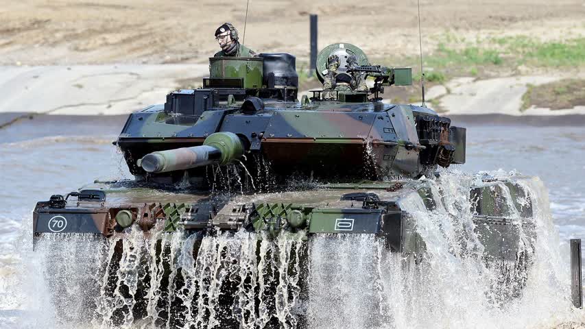 Фото - В США назвали причины возможного отказа поставлять Киеву Leopard 2 и Abrams